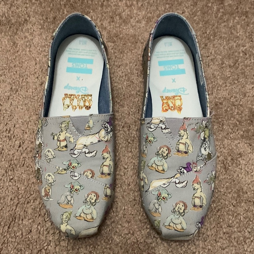 Toms limited edition Disney seven dwarfs